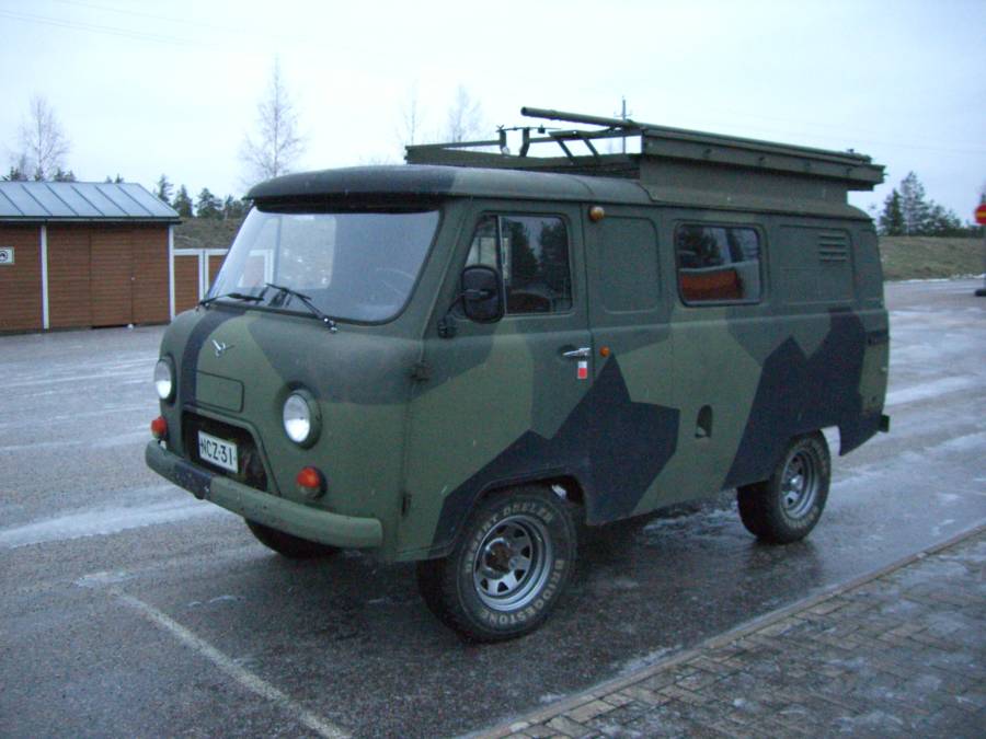 UAZ 374106-4X4-Van-Purkki